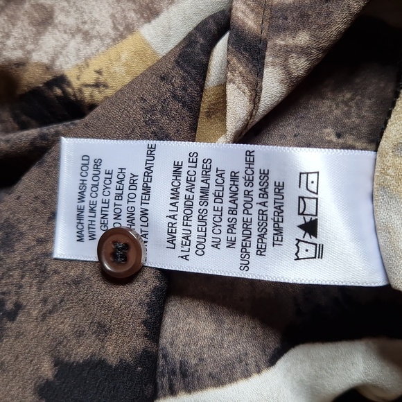 NWOT blouse in browns - Picture 8 of 8